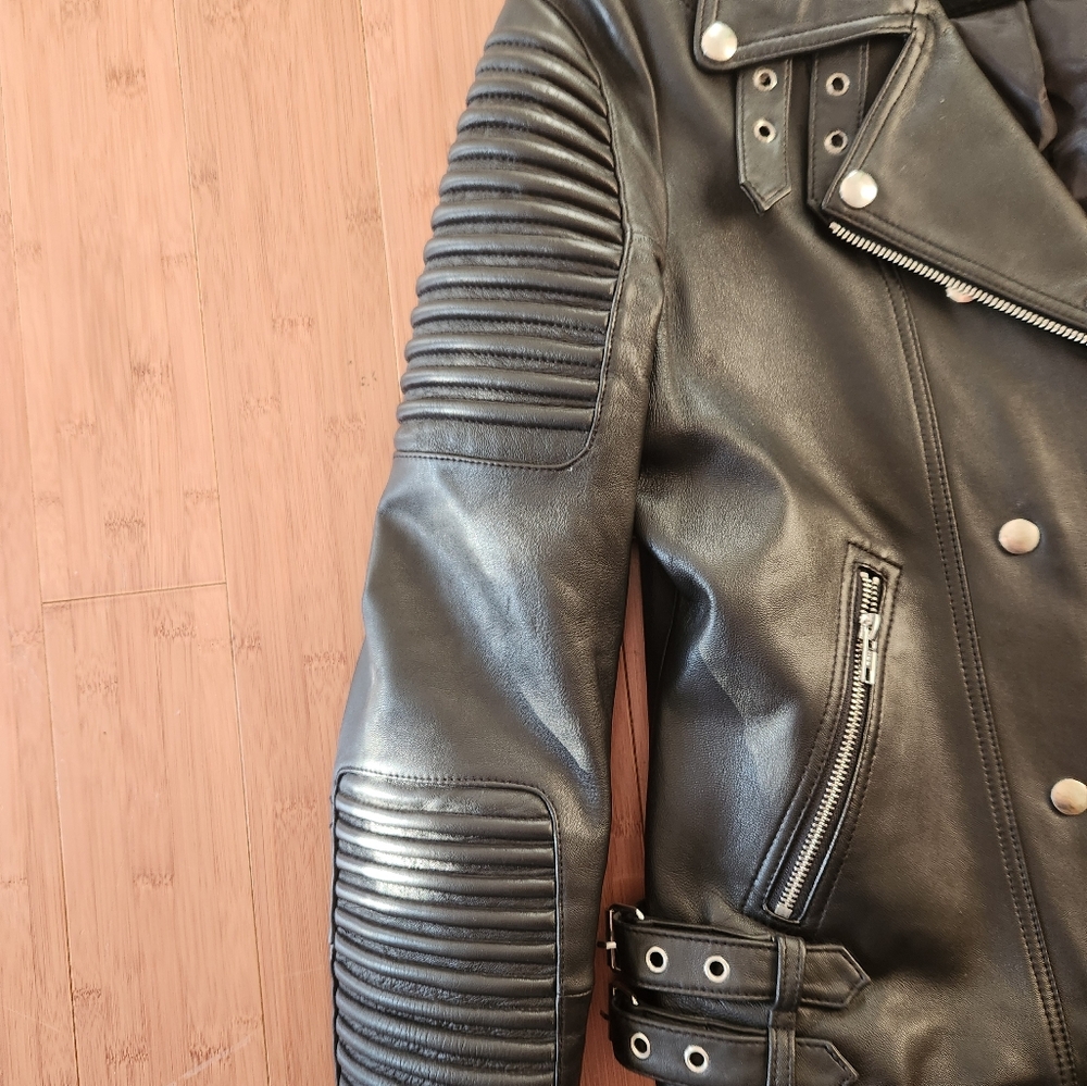 Real Leather Jacket - Picture 4 of 8